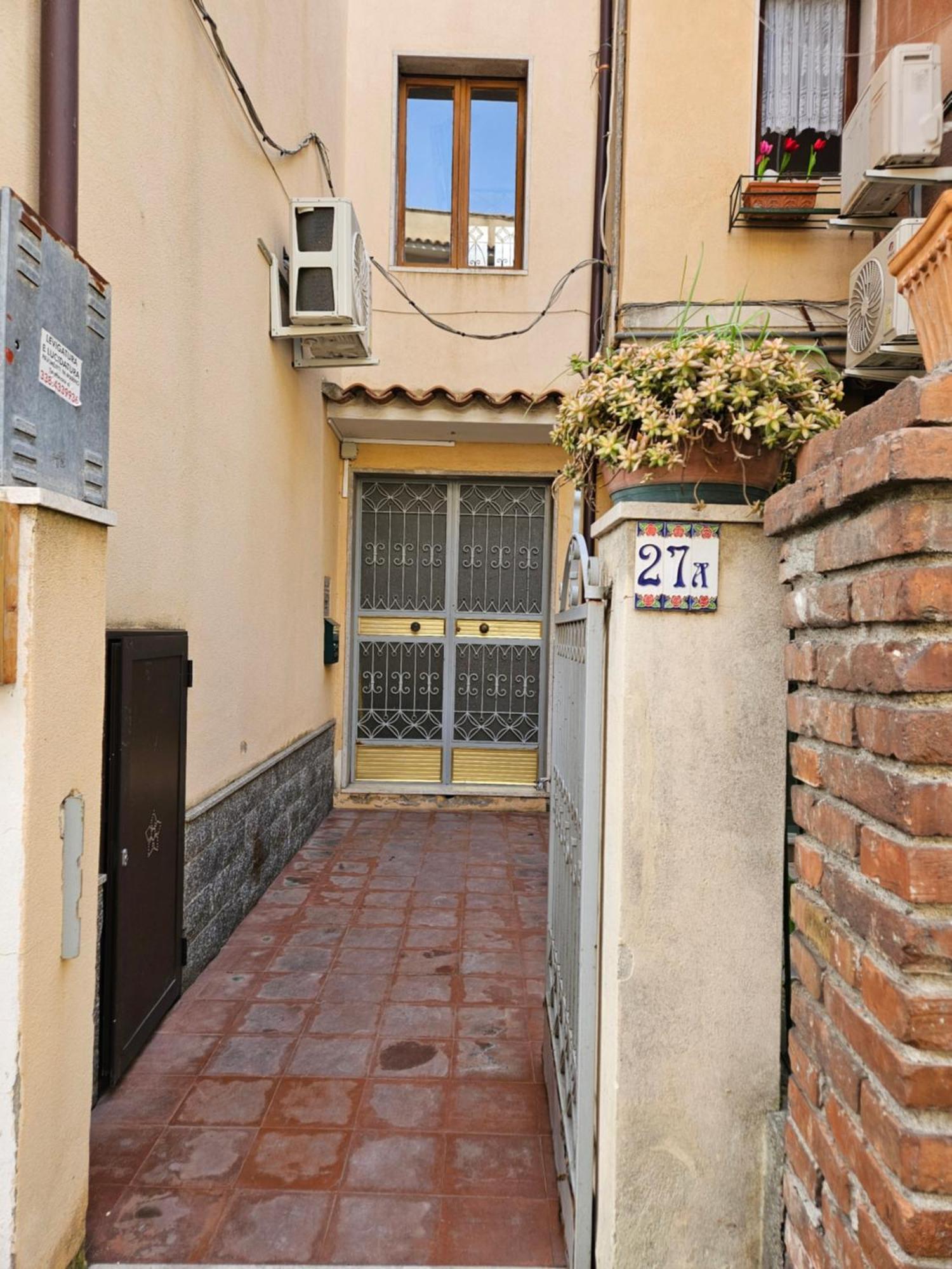 Porta Messina Rooms Taormina Exterior photo