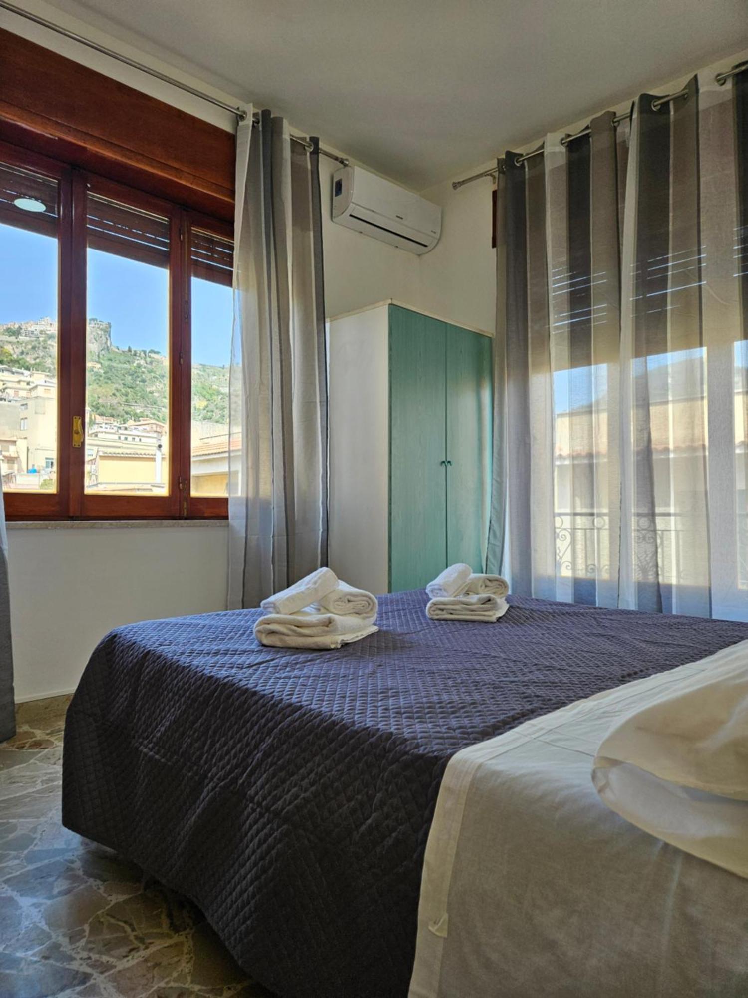 Porta Messina Rooms Taormina Exterior photo